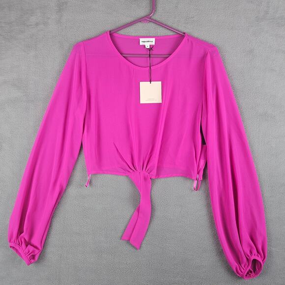 Superdown Tops - Jemma Tie Front Shirt in Fuchsia
superdown Fushsia